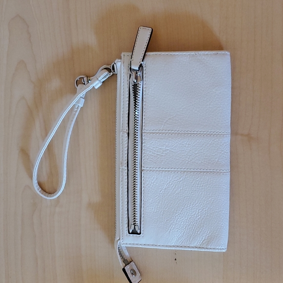 Coach White Wristlet - Leather